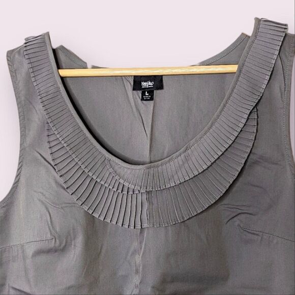 Mossimo Grey Green Stretch Cotton Pleated Trim Sleeveless Tank Top size L - Picture 3 of 10